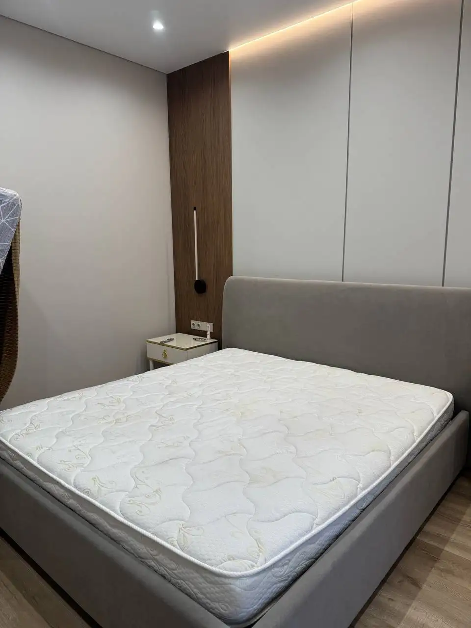 Продам ортопедический матрас Аскона 180х200 - Мебель (Для дома и дачи) в Томск