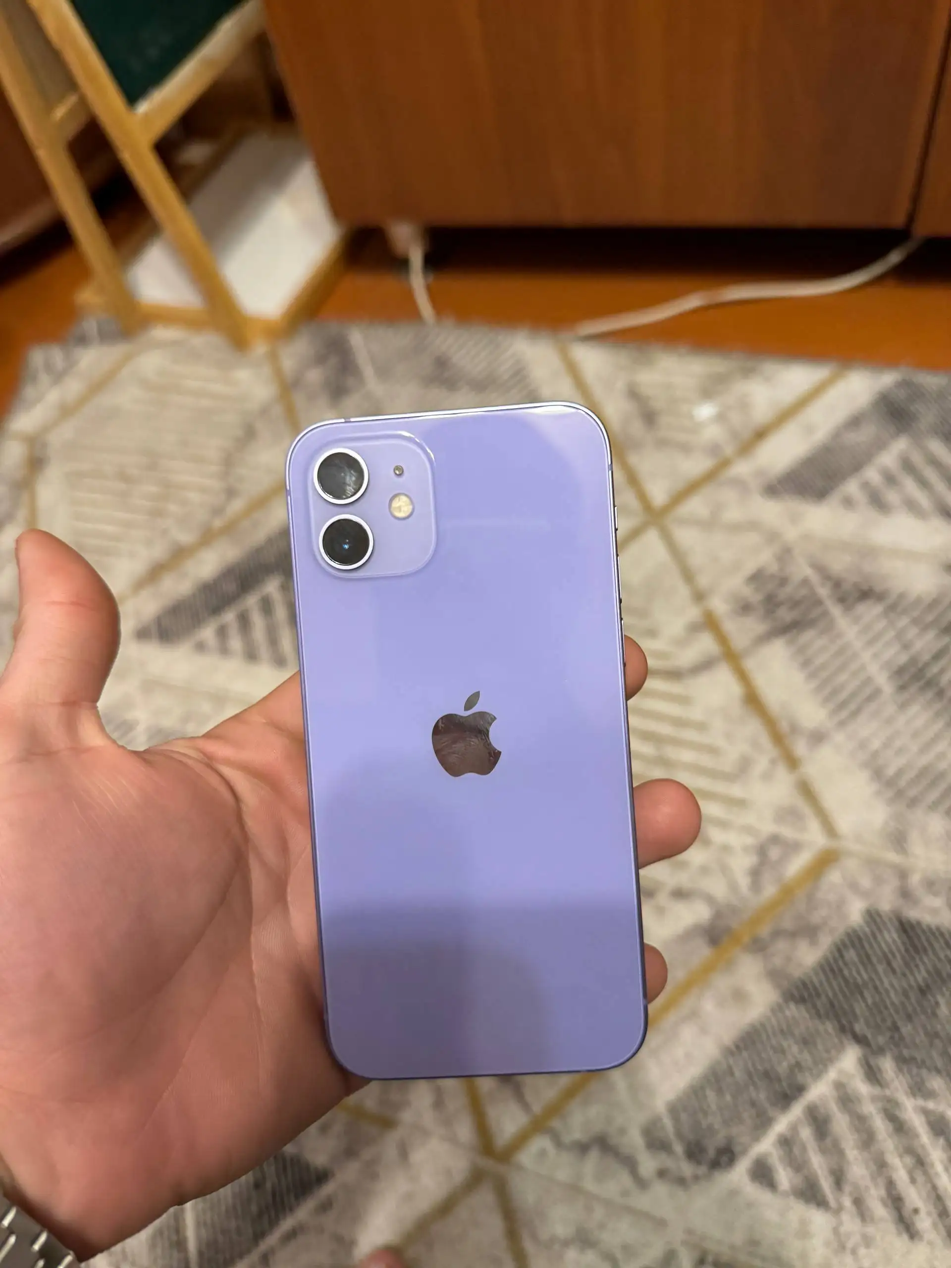 iPhone 12 в отличном состоянии - Электроника в Томск