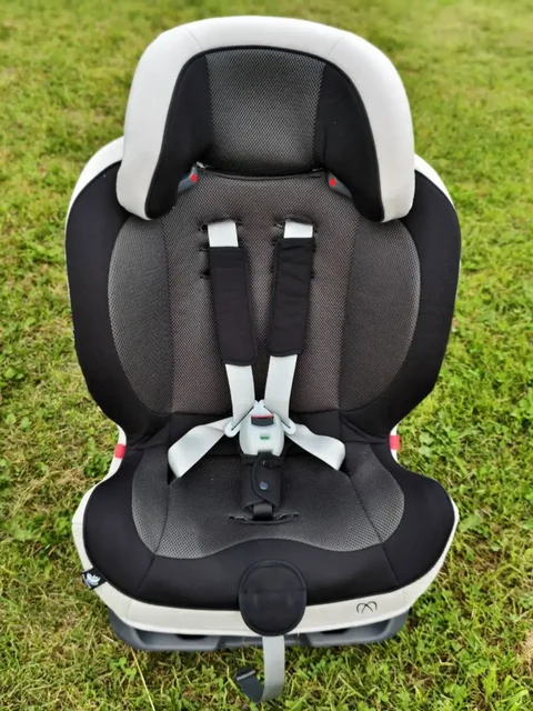 Продам детское автокресло AILEBEBE Swing Moon Premium - Одежда для новорожденных в Томск