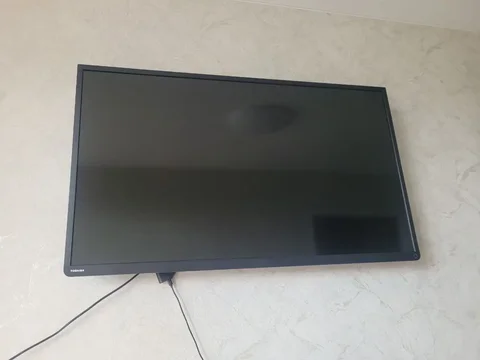 Телевизор Toshiba 50L2353RK 50 дюймов в хорошем состоянии - Климатическая техника в Томск