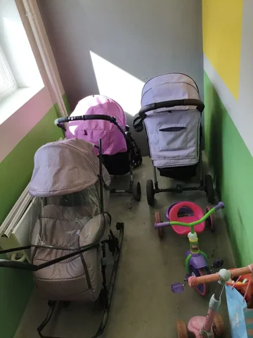 Продам 2 коляски и санки - Товары для детей в Томск