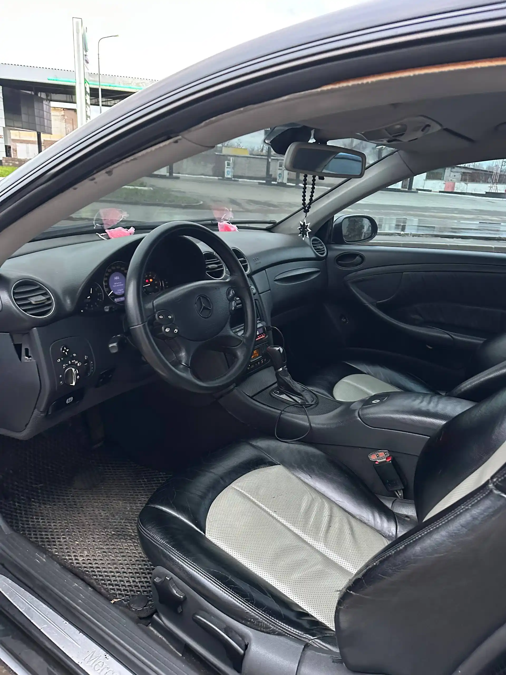 Mercedes CLK 2004 года