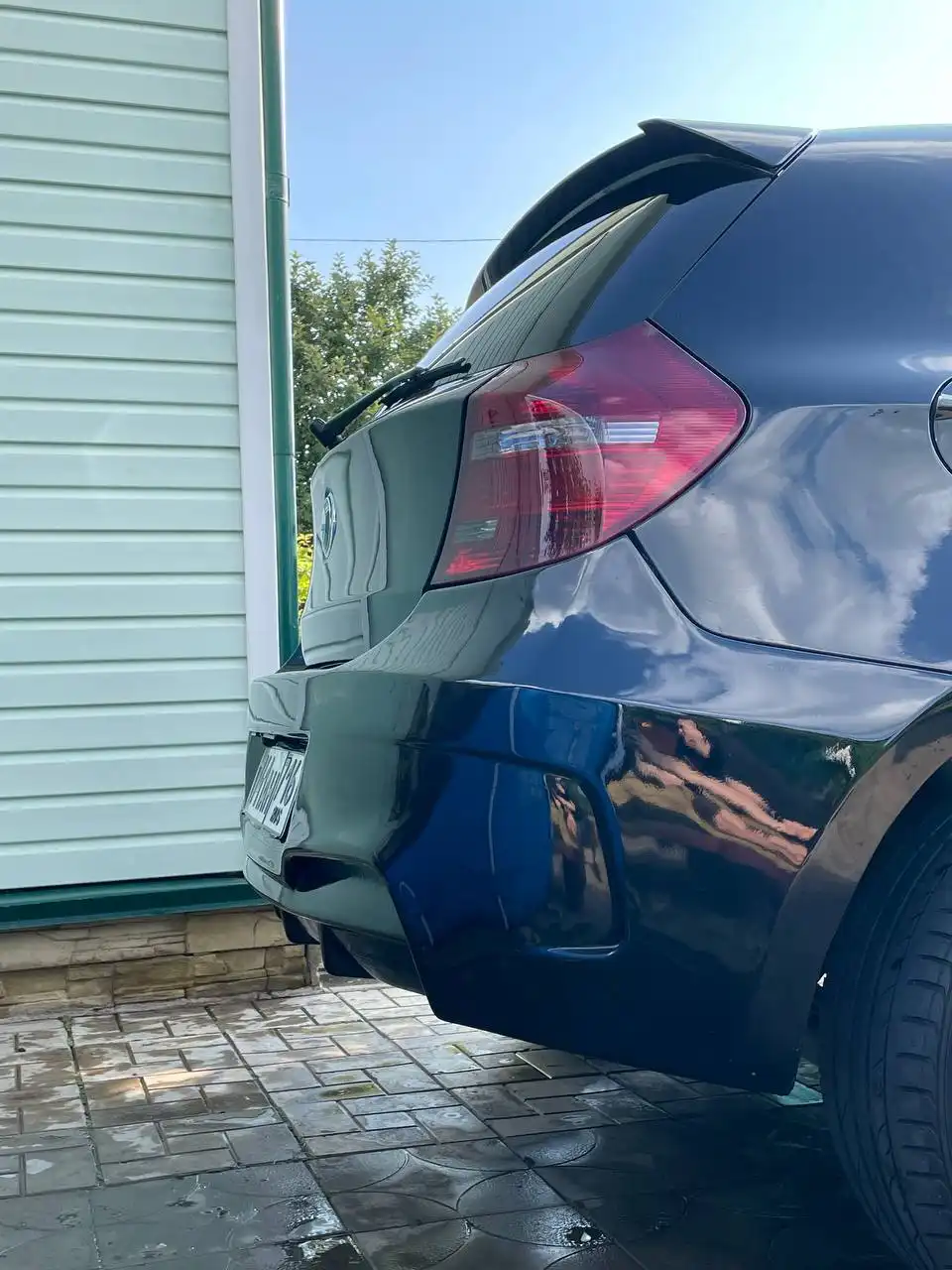 Продам BMW 3 серии (E90) 2012 года