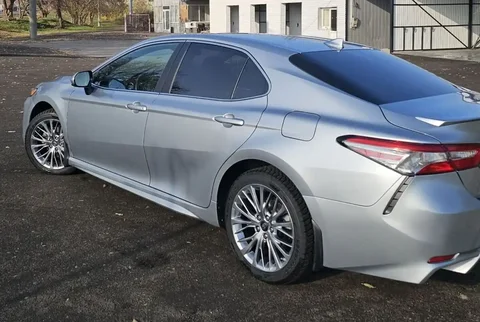 Японский автомобиль на левом руле 2.5 литра - Авто в Уфа