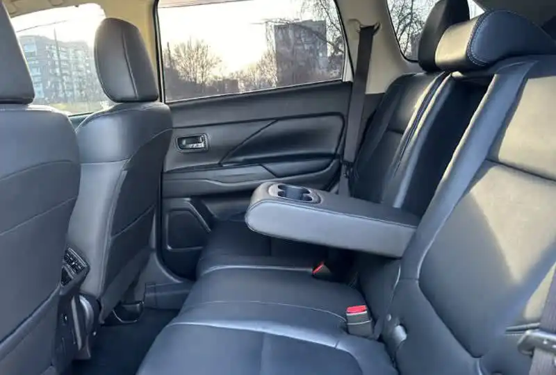 Продажа Mitsubishi Outlander 2018 года в Уфе