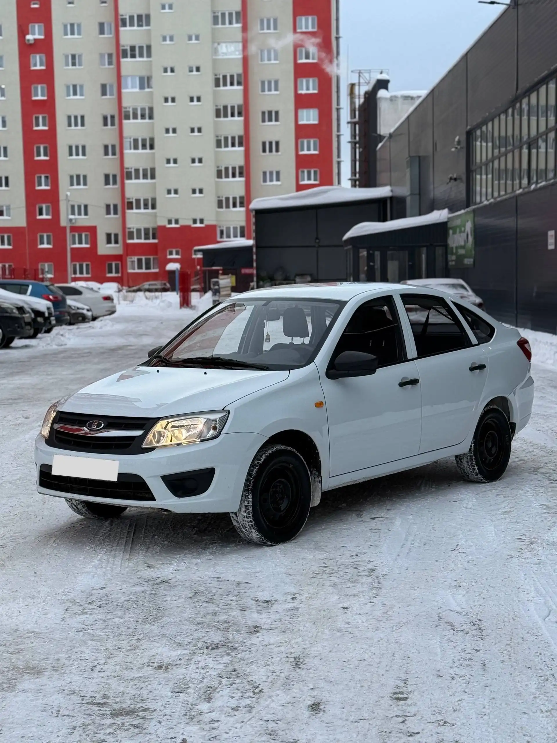 Продам Lada Granta 2015 года