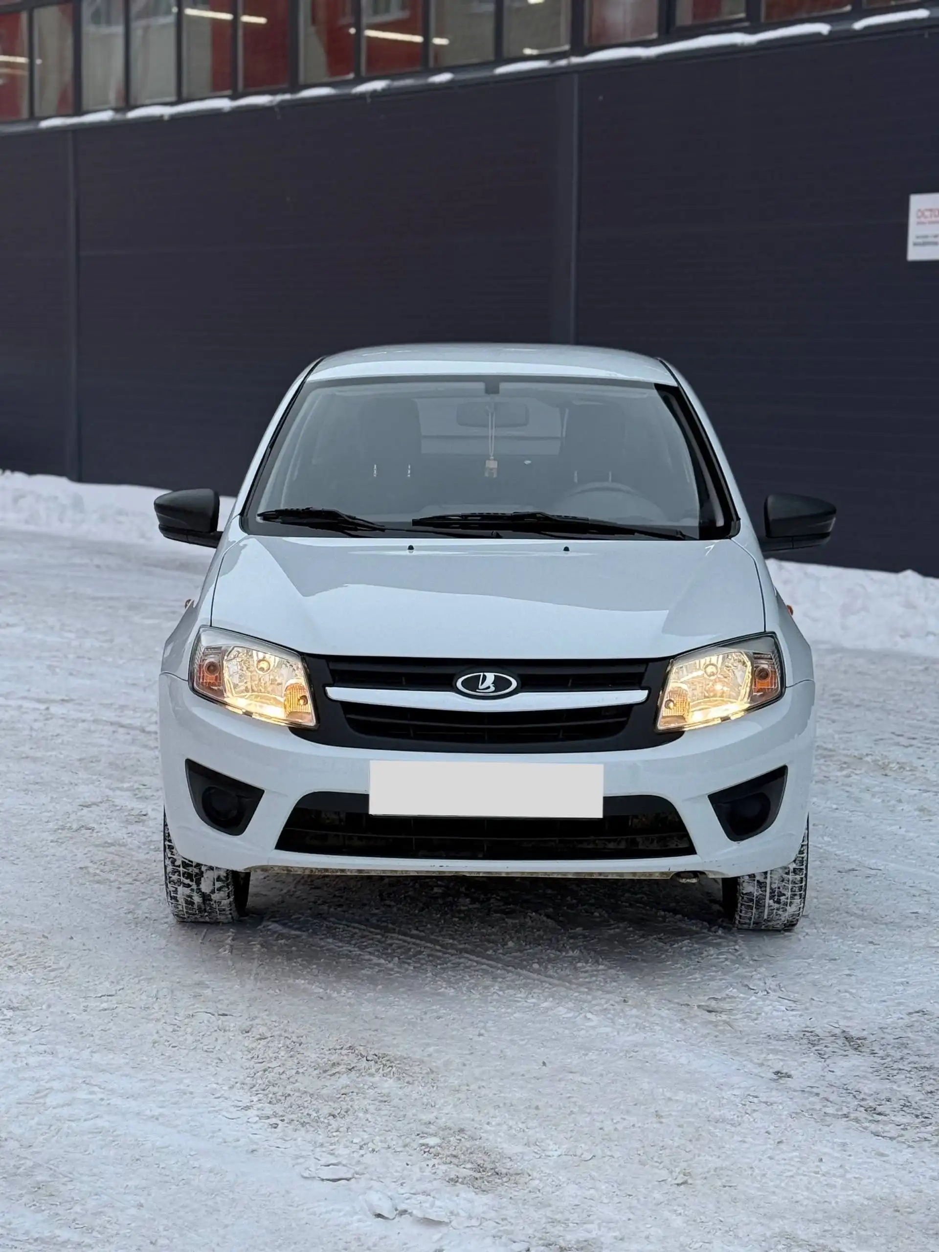 Продам Lada Granta 2015 года
