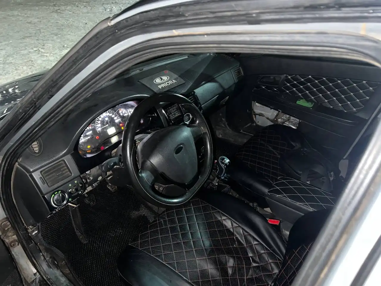 Lada Priora 2007 года