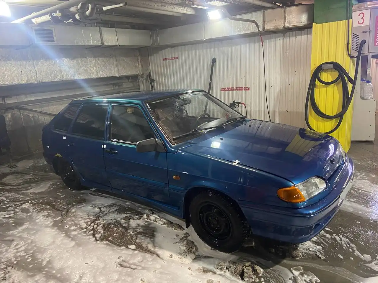 ВАЗ 2114 2005 года в хорошем состоянии с доработками