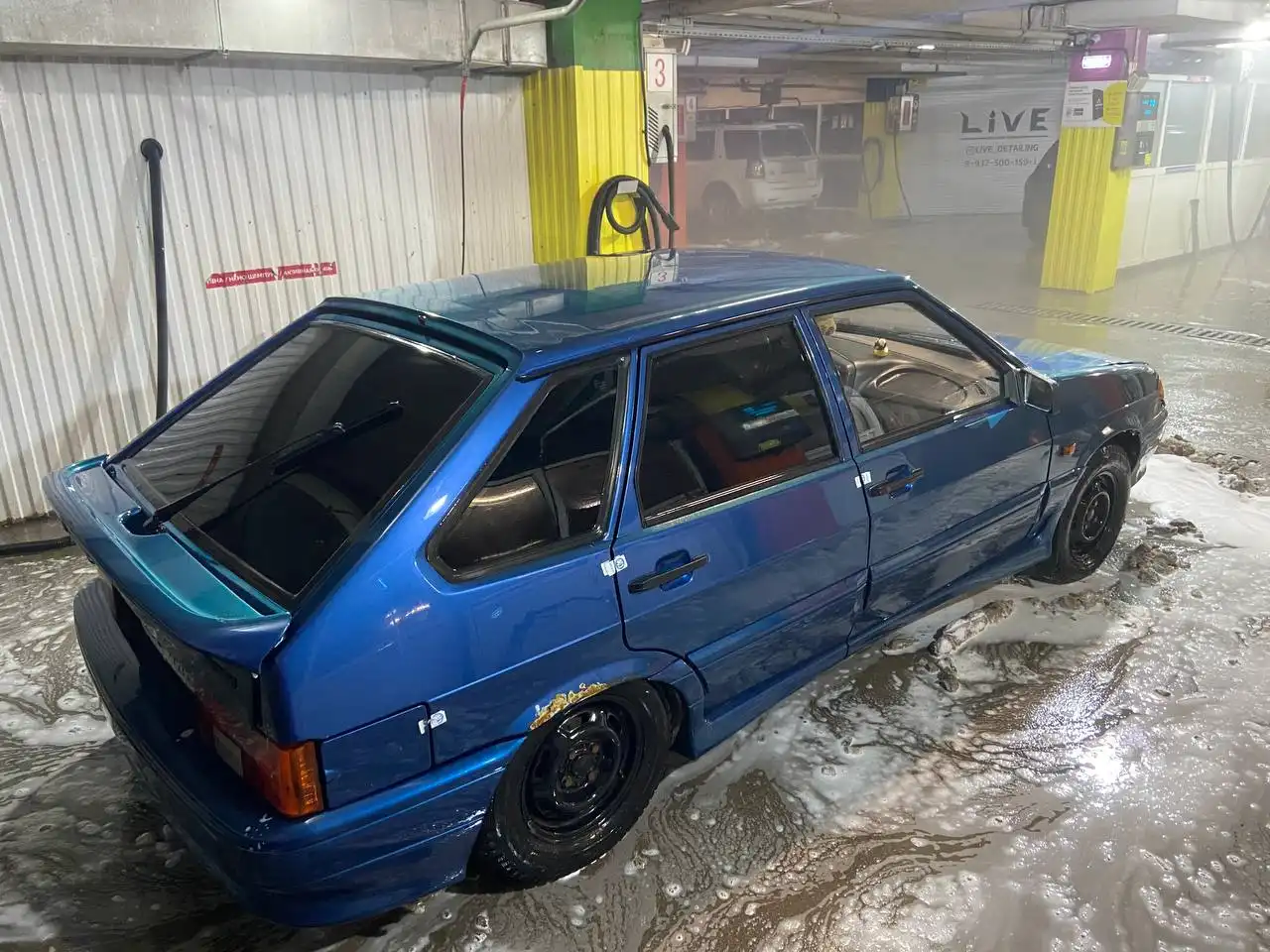 ВАЗ 2114 2005 года в хорошем состоянии с доработками