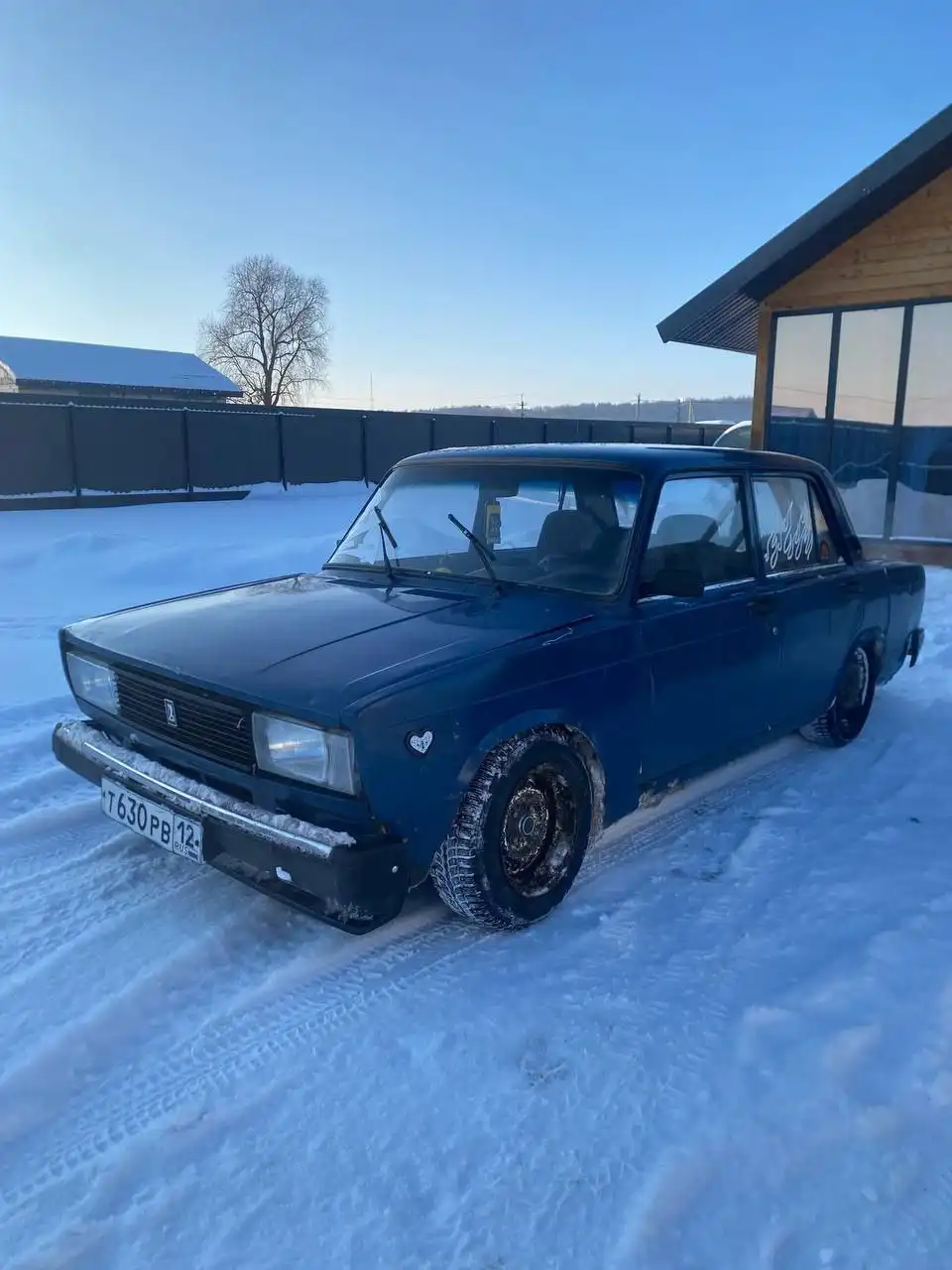 ВАЗ 2107 переделанная в 2105