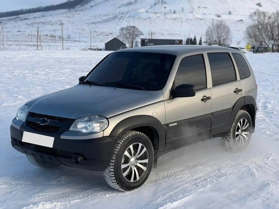 Продажа Chevrolet Niva 2013 года в Стерлитамаке - Авто в Стерлитамак