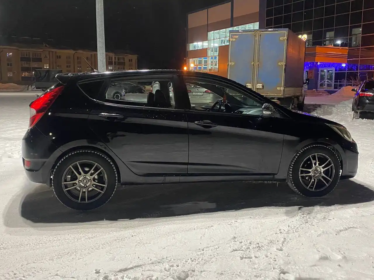 Продажа автомобиля Solaris 2012 года - Легковые автомобили (Авто) в Казань