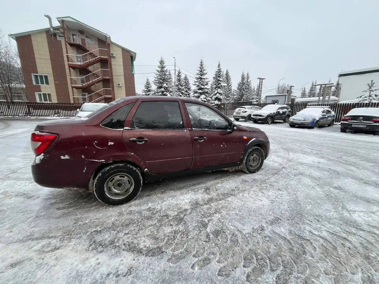 Продажа автомобиля Lada Granta 2012 года выпуска - Легковые автомобили (Авто) в Уфа