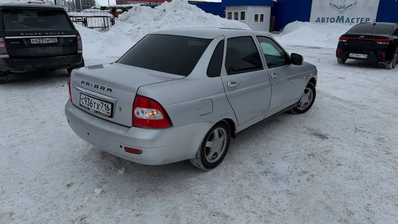 Продажа LADA Priora седан 16 клапанная - Легковые автомобили (Авто) в Челны