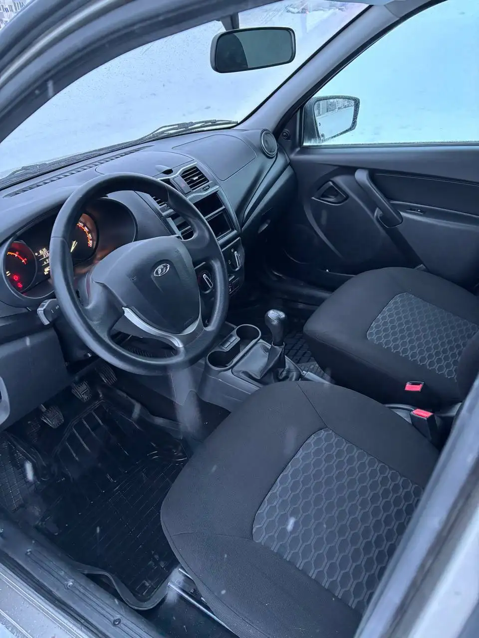 Лада Гранта ФЛ 2021 год в Уфе - Легковые автомобили (Авто) в Уфа