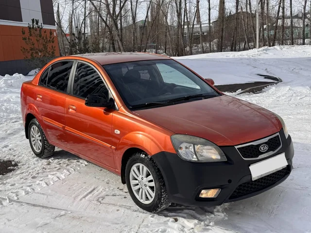 Продам Kia Rio 2009 г.в с автоматом и максимальной комплектацией - Легковые автомобили в Стерлитамак