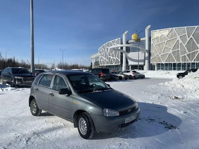 Продажа LADA Kalina хэтчбек 2011 года - Авто в Казань