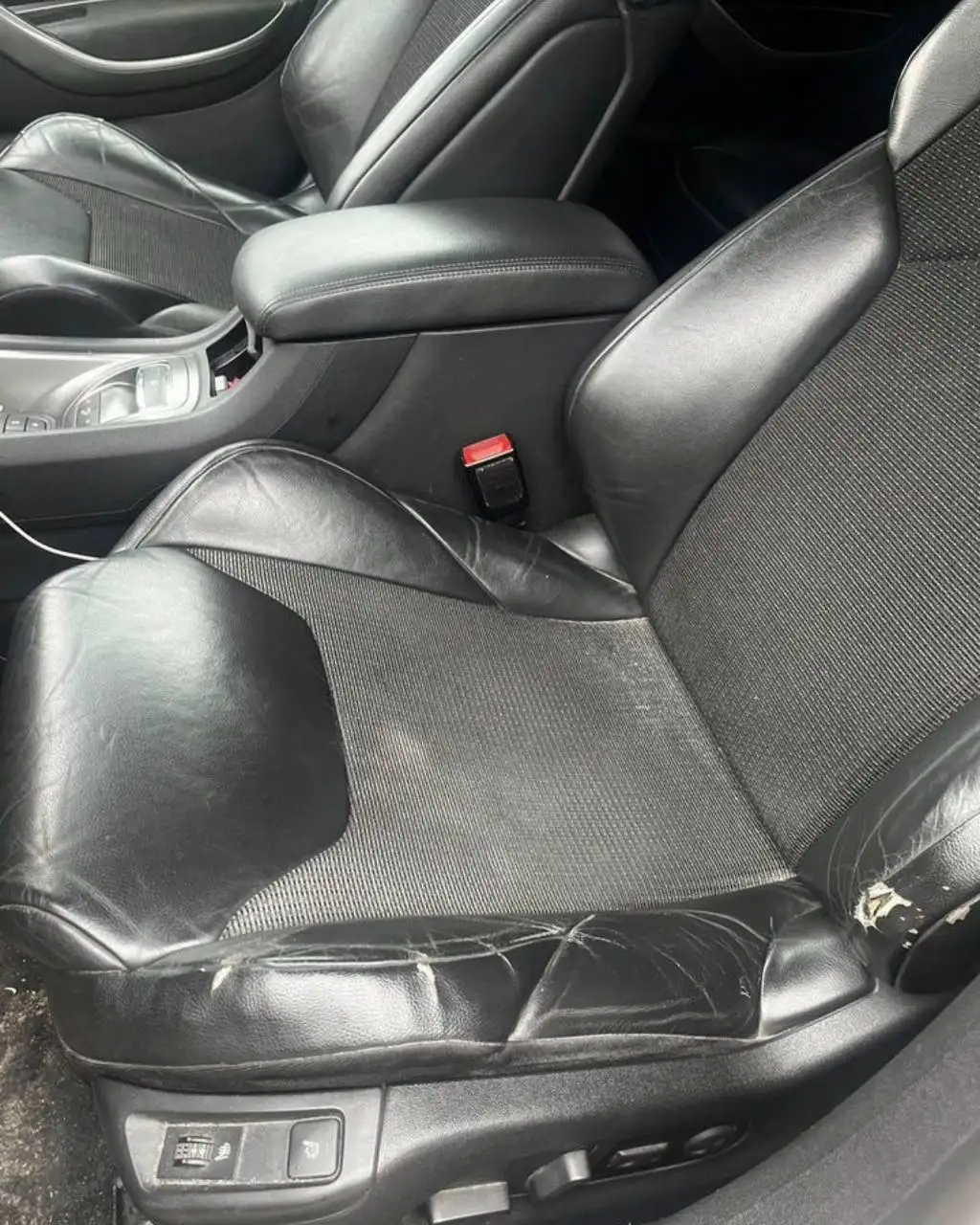 Продажа автомобиля CITROEN C5 1.6AT TURBO 2010 года - Авто в Уфа