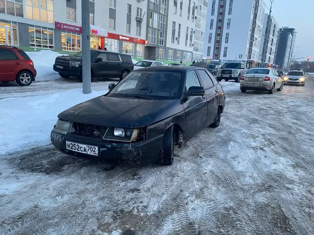 Автомобиль ВАЗ 2106 в Уфе - Грузовики в Уфа