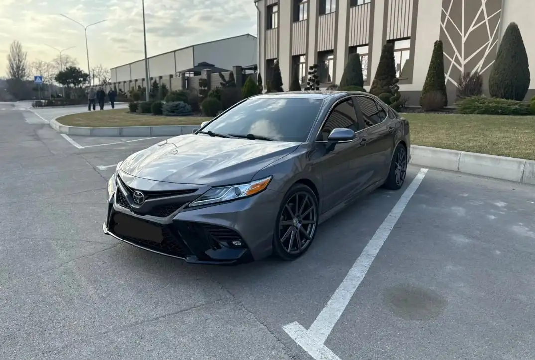 Продажа Toyota Camry 2018 года - Легковые автомобили (Авто) в Уфа