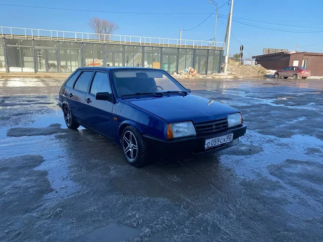 ВАЗ 2109 2002 года в хорошем состоянии - Nissan в Уфа