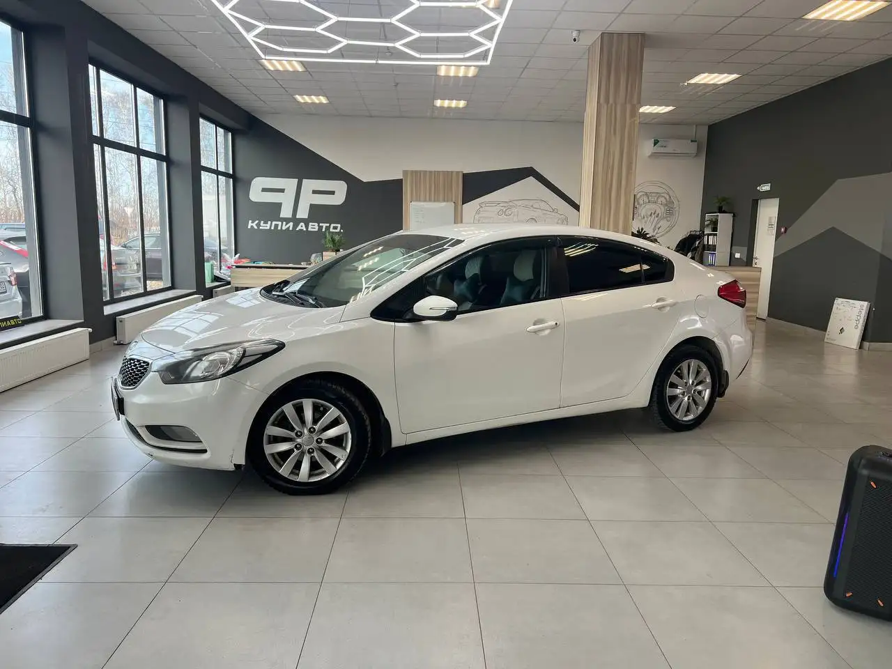 Продажа автомобиля 1.6 автомат с пробегом 167000 км - Авто в Уфа