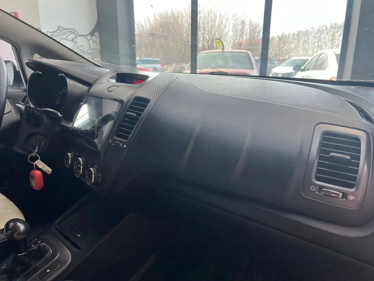 Продажа автомобиля 1.6 автомат с пробегом 167000 км - Авто в Уфа