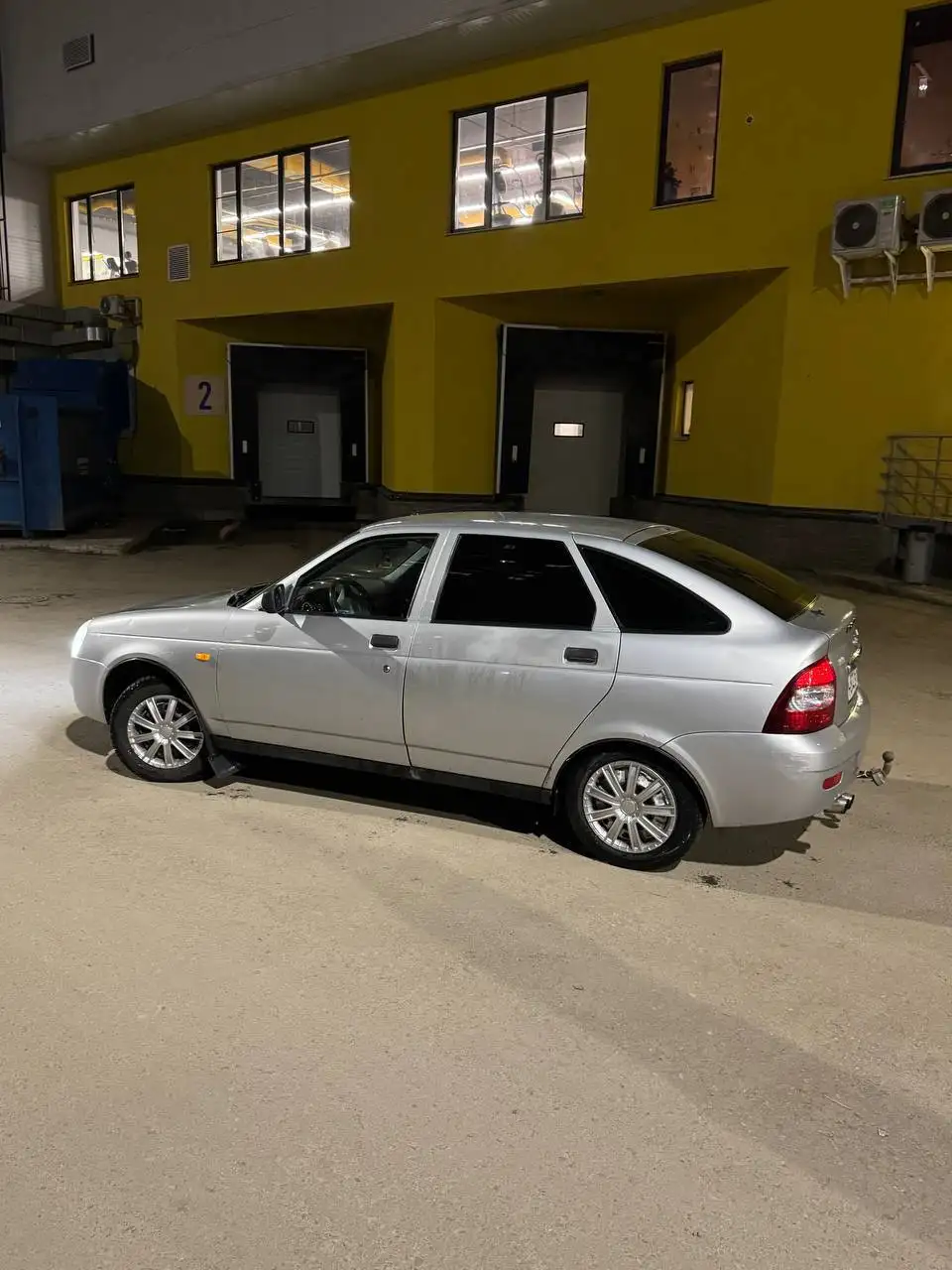 Продам Лада Приора 2011 года выпуска - Авто в Уфа