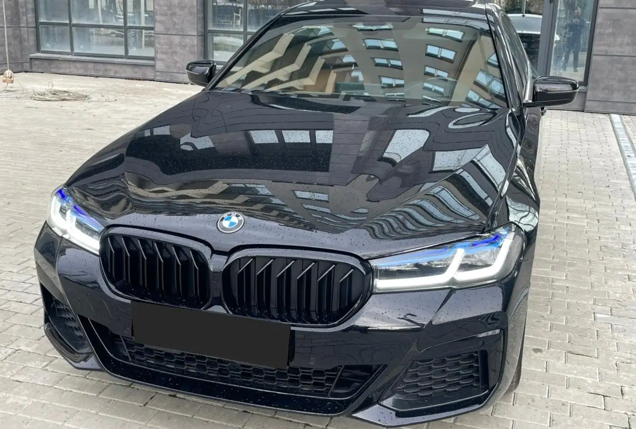 BMW 5 Series 2017 (G30) 2.0 бензин полный привод 67 тыс. км - Авто в Уфа