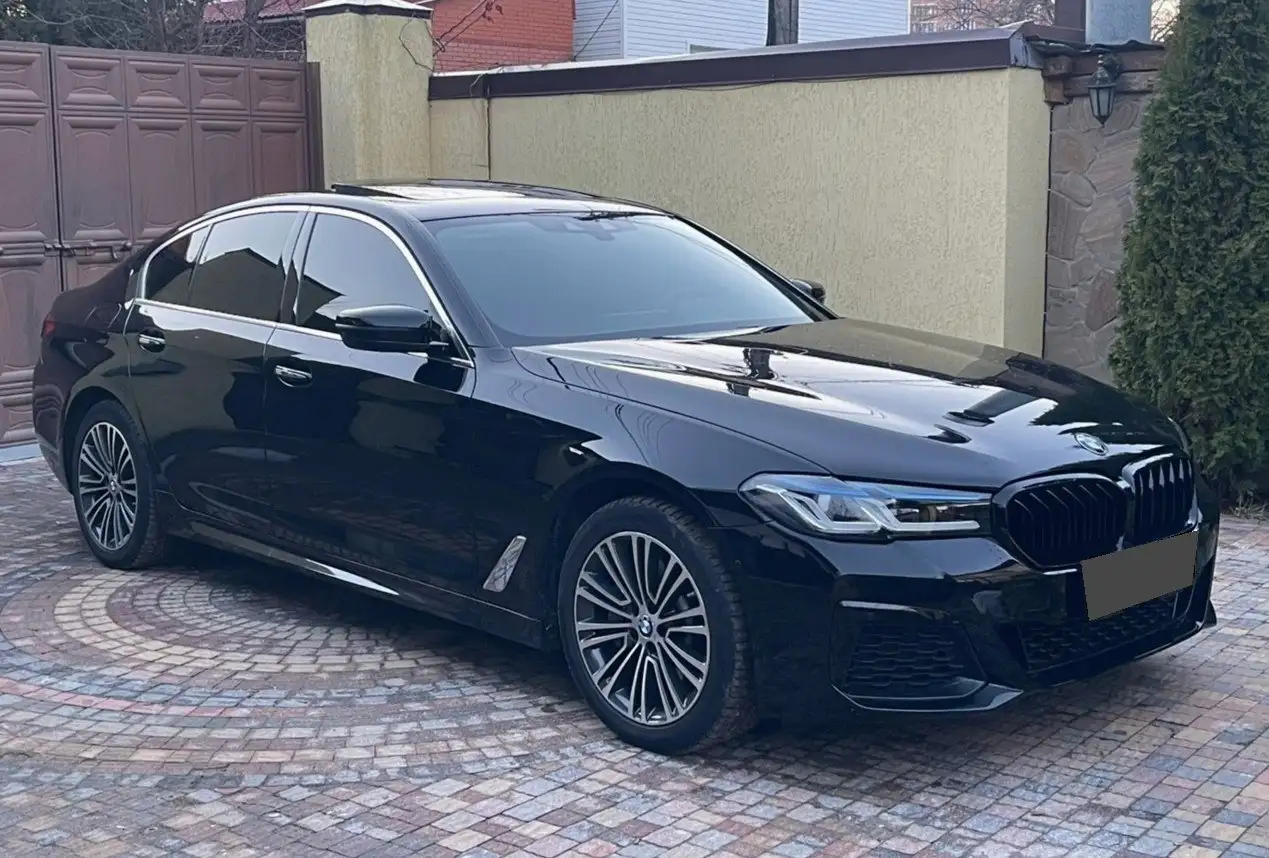 BMW 5 Series 2017 (G30) 2.0 бензин полный привод 67 тыс. км - Авто в Уфа