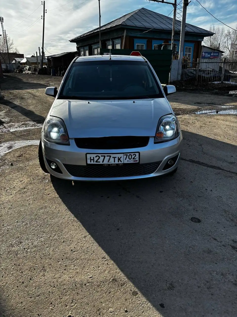 Продается Ford Fiesta 2008 года 1.4 кпп робот - Легковые автомобили (Авто) в Уфа