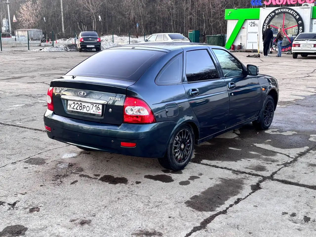 Продажа автомобиля Lada Priora 2012 года с кондиционером и доп. оборудованием - Легковые автомобили (Авто) в Уфа