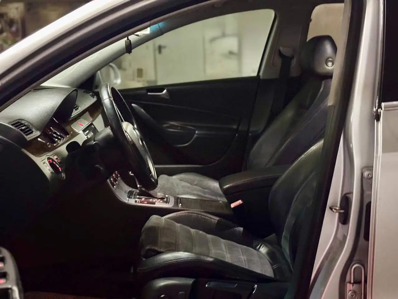 VOLKSWAGEN PASSAT 2008 г.в. автомат, максимальная комплектация R-LINE - Легковые автомобили (Авто) в Уфа