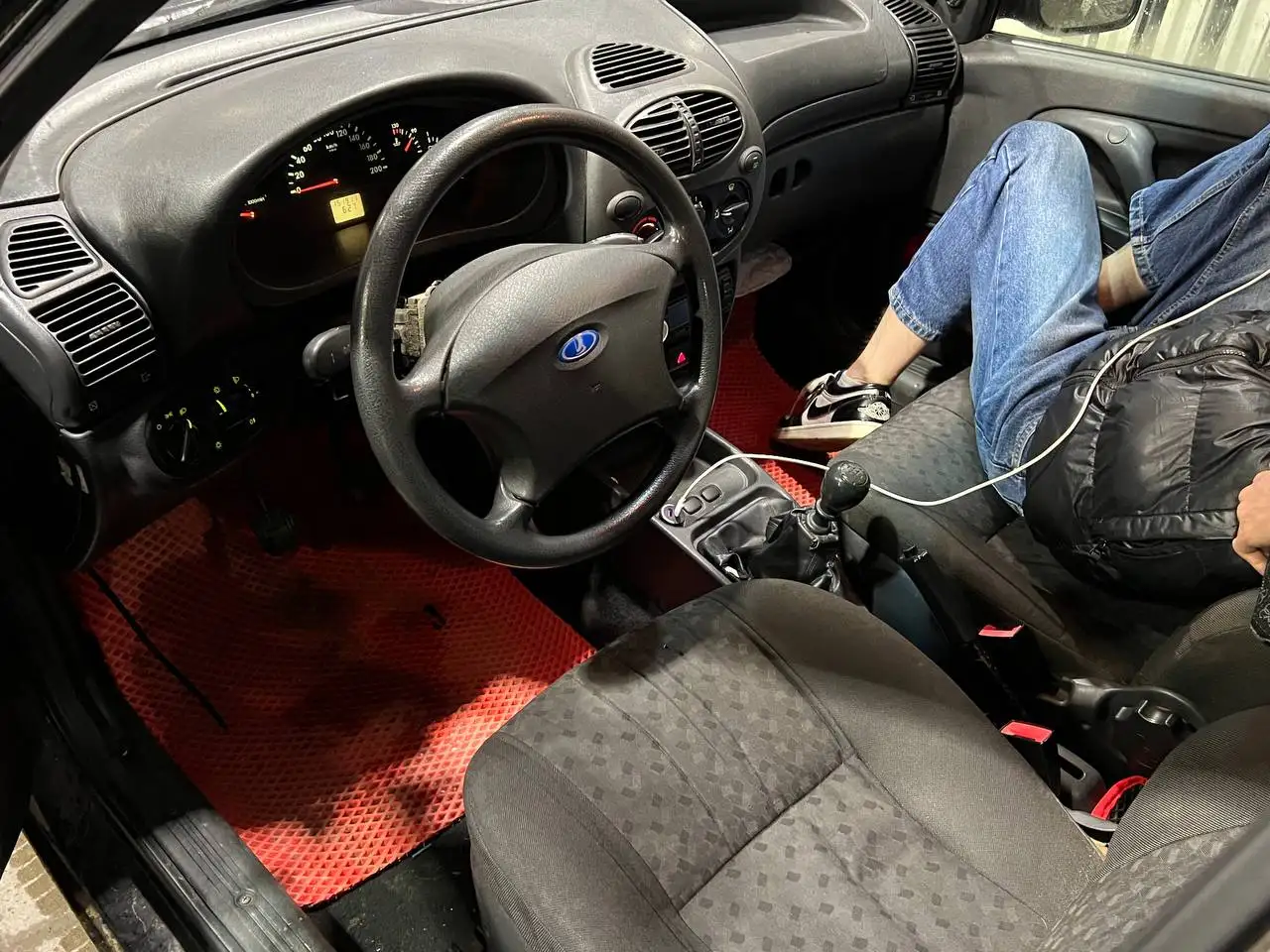 Продажа автомобиля Lada Kalina 2012 года - Авто в Уфа