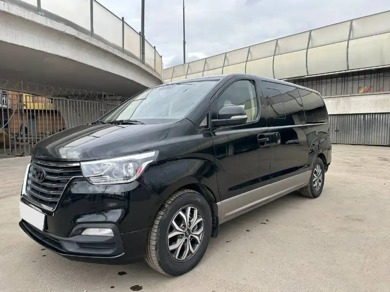 Hyundai Grand Starex 2020 года, 2.5 AT, 180000 км - Минивэны/Микроавтобусы (Авто) в Уфа
