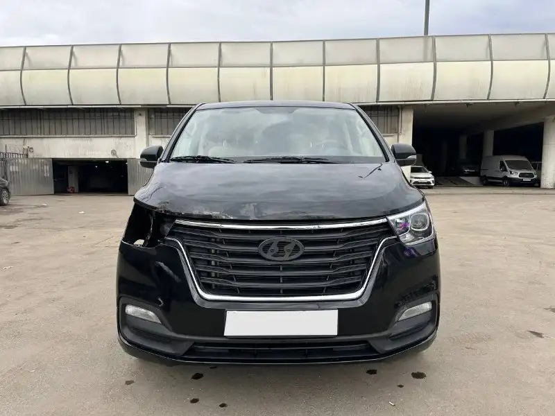 Hyundai Grand Starex 2020 года, 2.5 AT, 180000 км - Минивэны/Микроавтобусы (Авто) в Уфа