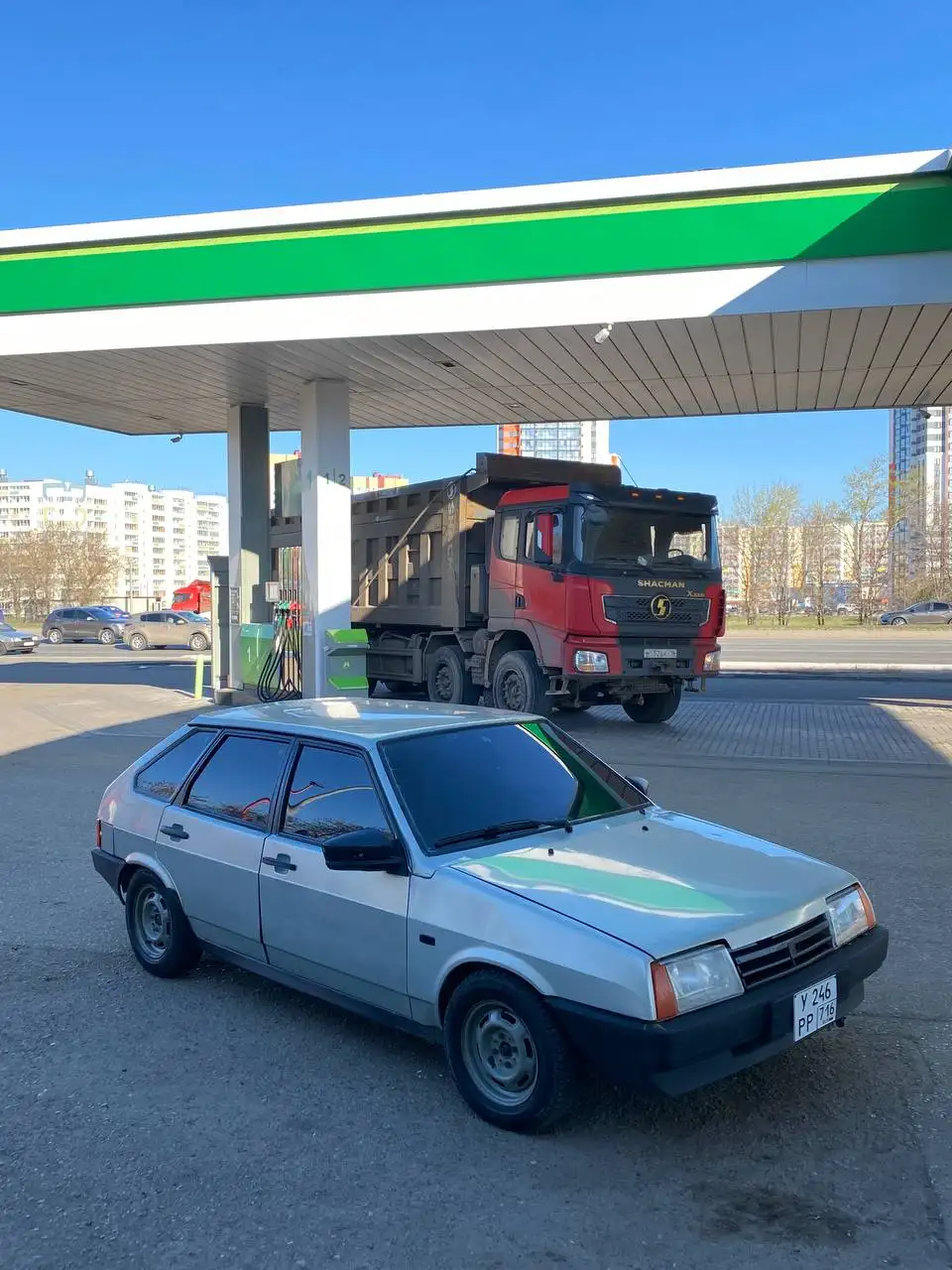 Продажа автомобиля 2 года, инжектор - Б/у автомобили (Авто) в Челны