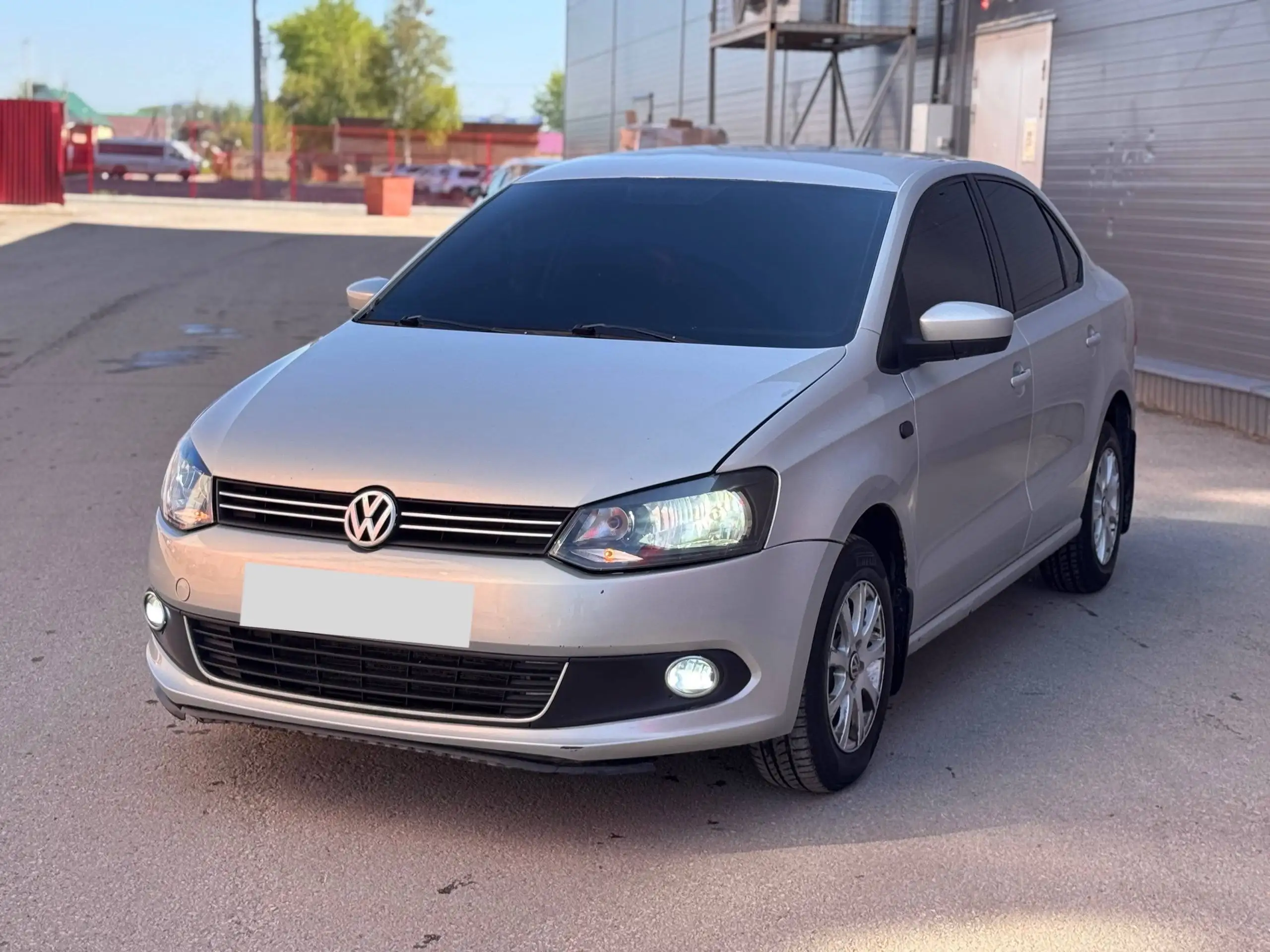Volkswagen Polo 2012 - Volkswagen Polo (Авто) в Стерлитамак