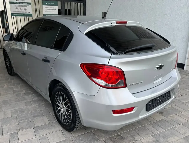 Автомобиль 1.6 автомат 2012-2013 - Шины в Уфа