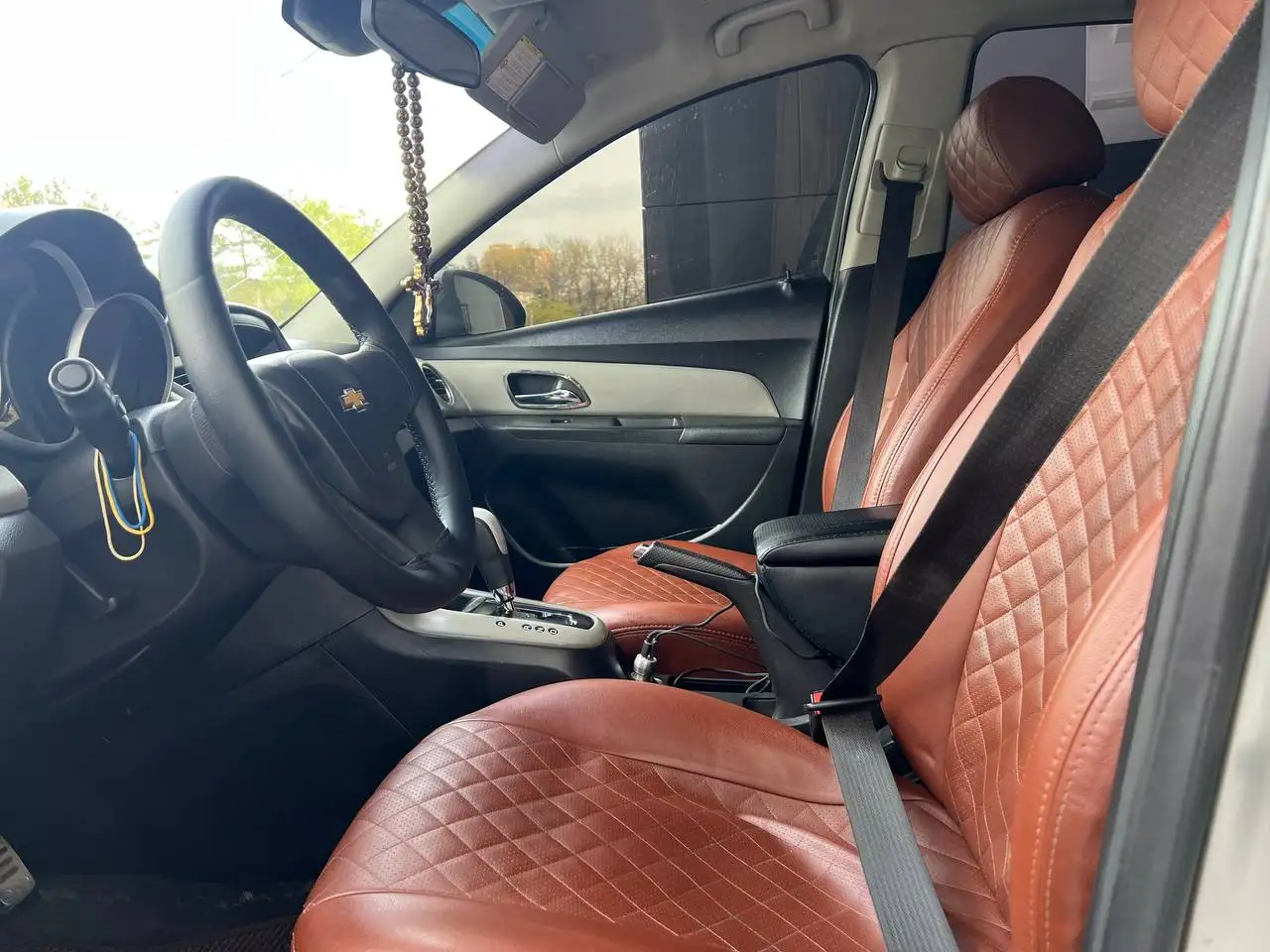 Автомобиль 1.6 автомат 2012-2013 - Легковые автомобили (Авто) в Уфа