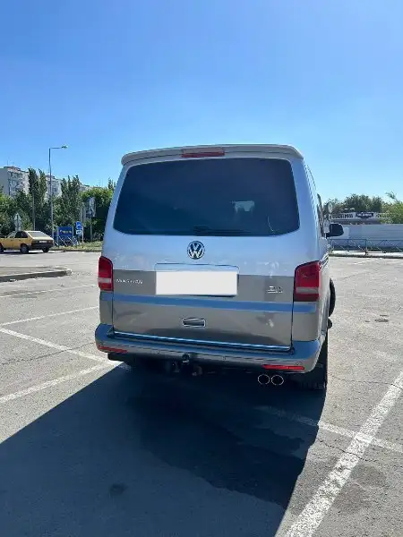 Volkswagen Multivan T5 2013 - Микроавтобусы/минивэны (Авто) в Таганрог