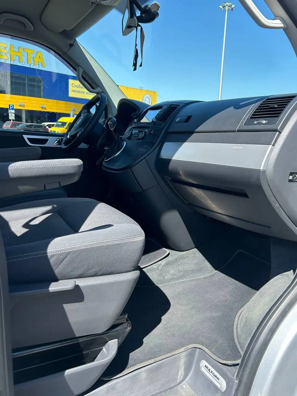 Volkswagen Multivan T5 2013 - Микроавтобусы/минивэны (Авто) в Таганрог