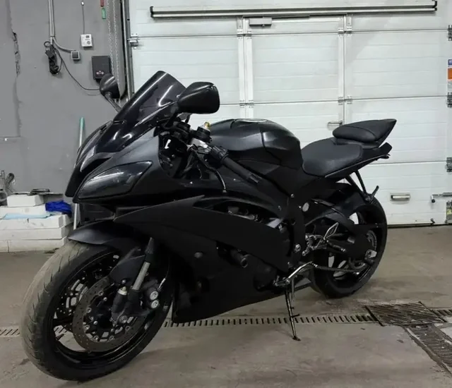 Yamaha YZF-R6 2011 - Микроавтобус в Москва