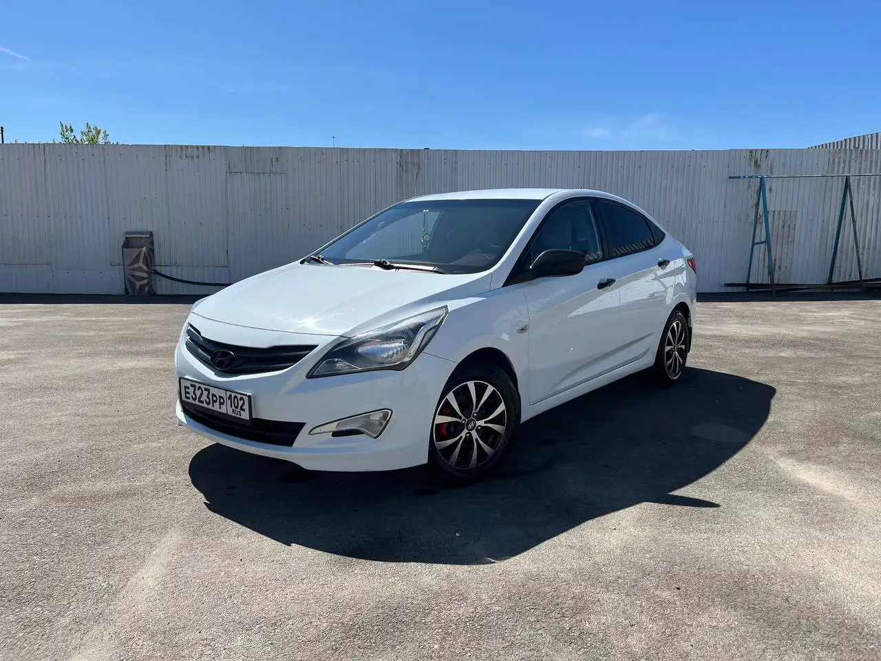Hyundai Solaris 2015 года - Авто в Стерлитамак