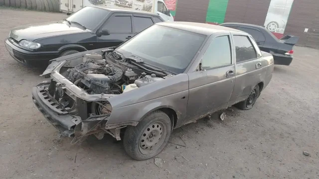 Продажа автомобиля (Чистично разукомплектована) - Автомобили с пробегом в Уфа