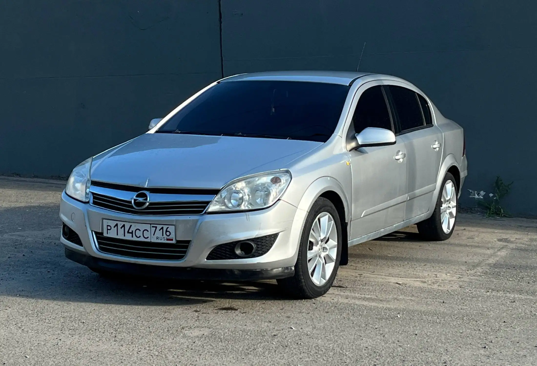 Опель Астра H седан 2008 - Легковые автомобили (Авто) в Казань