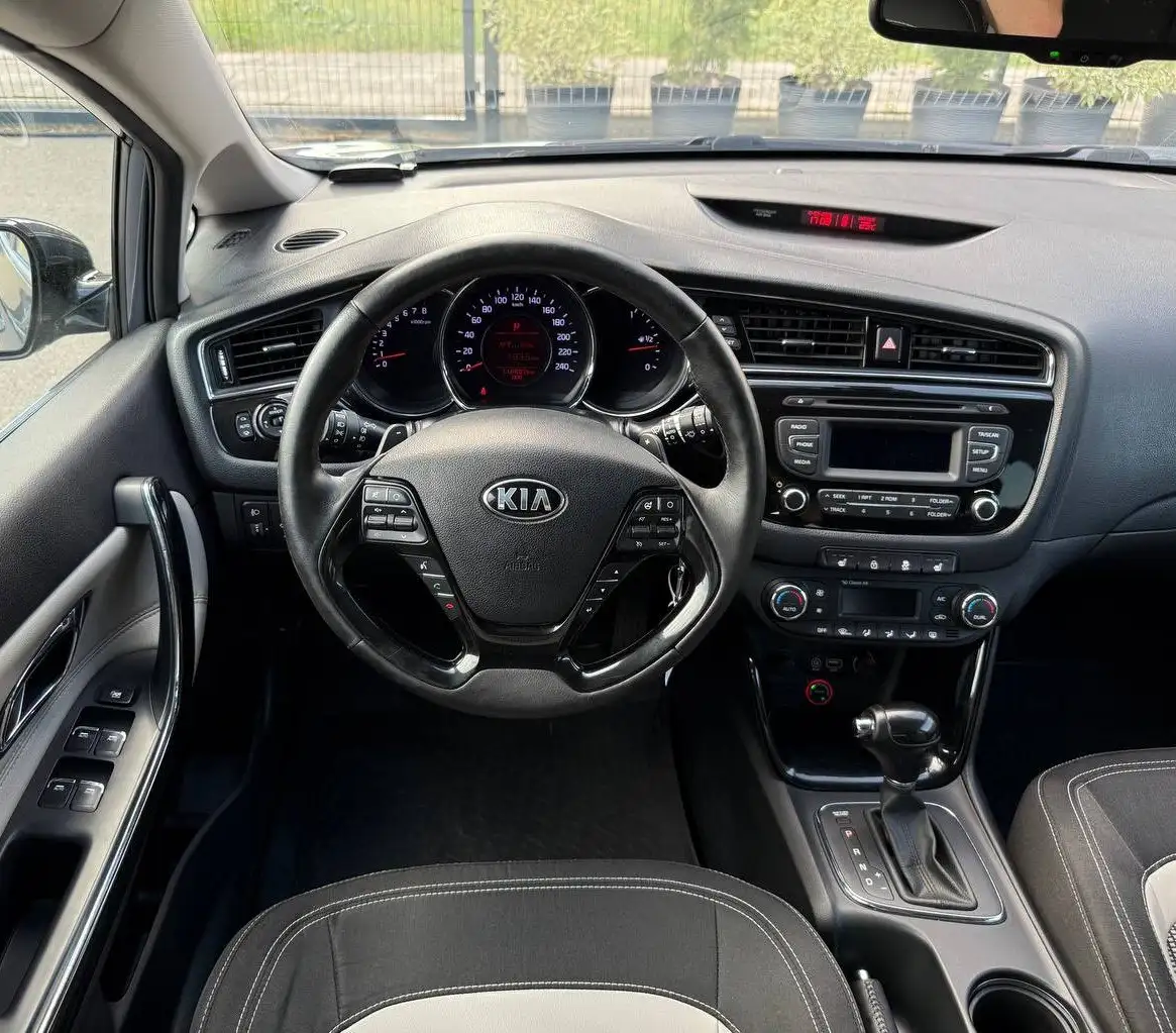 Продажа Kia Ceed 2017 - Легковые автомобили (Авто) в Уфа