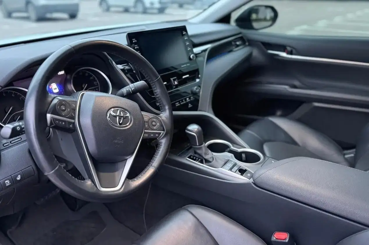 Toyota Camry 2021 - Легковые автомобили (Авто) в Уфа