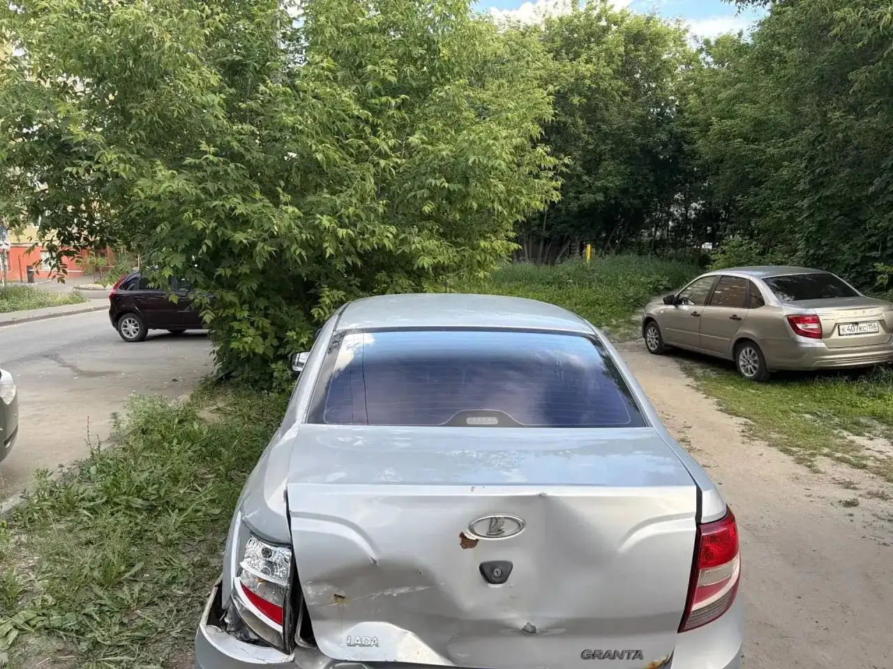 Lada Granta 2014 - Авто в Уфа